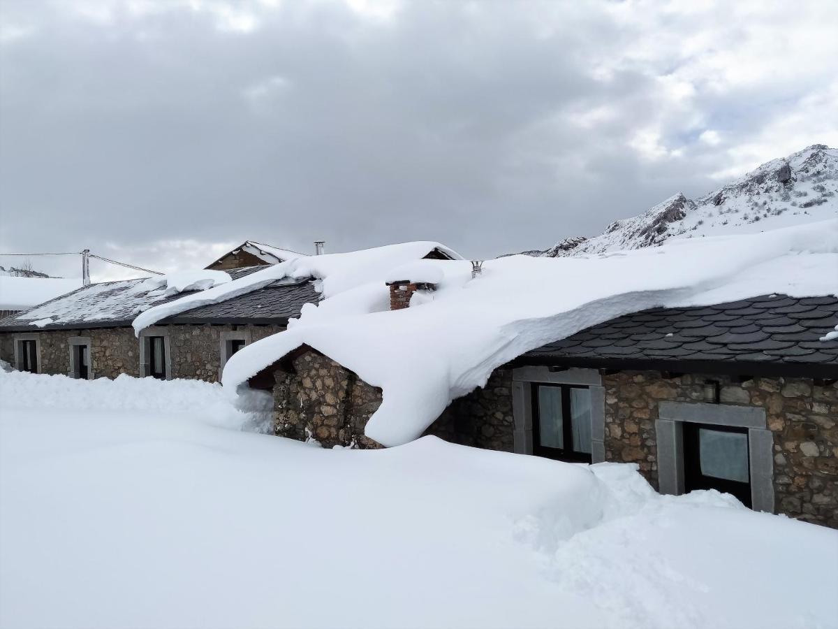 Casas Rurales Entre Babia y La Luna Villafeliz Exterior foto